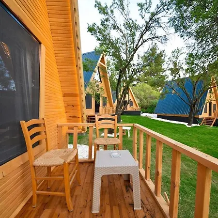 Badem Agaci Bugalowlari * קס